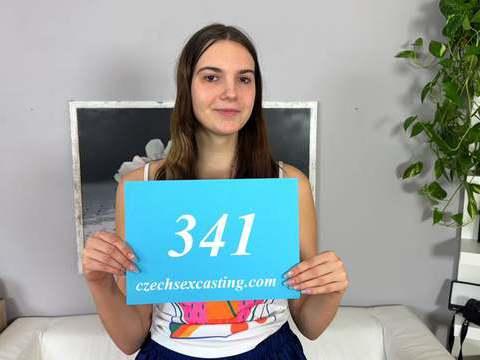 CumCommandos presents: Czech amateur lucka wants to be a professional model