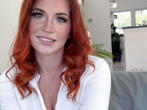 CumCommandos presents: My roommates girlfriend helps me relax after work and gets a huge facial