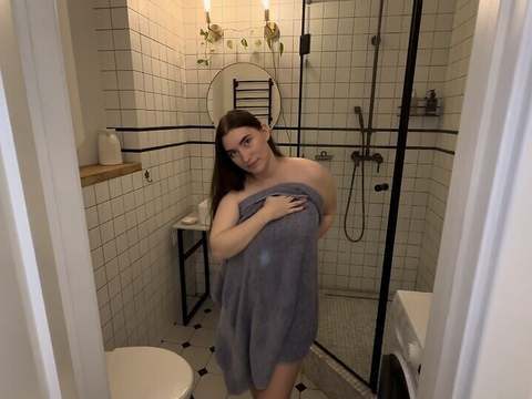 CumCommandos presents: Watched his stepsister and fucked her right in the shower
